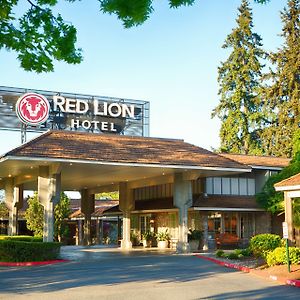 Red Lion Hotel Bellevue